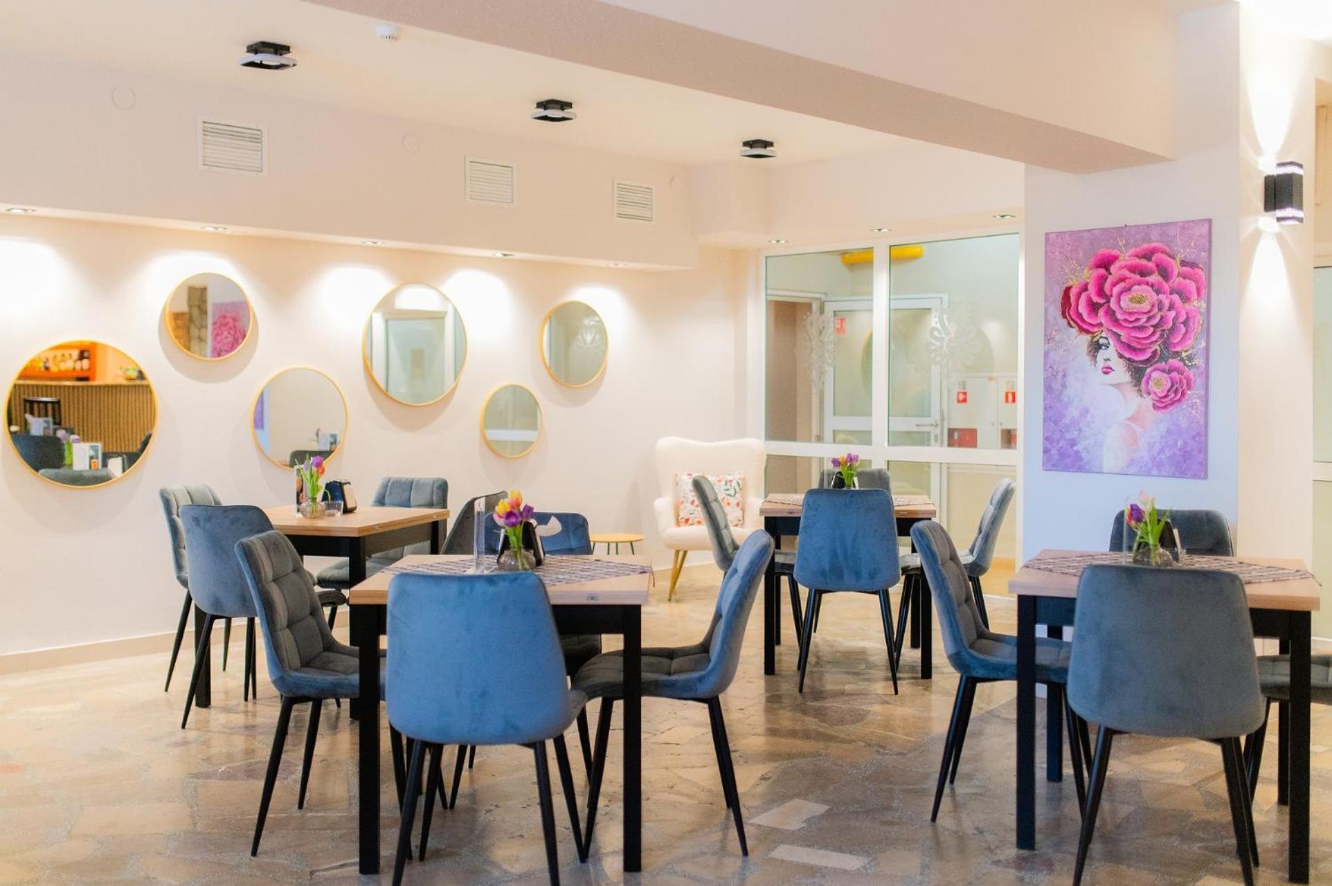 Hotel *** Nat ויסלאו מראה חיצוני תמונה