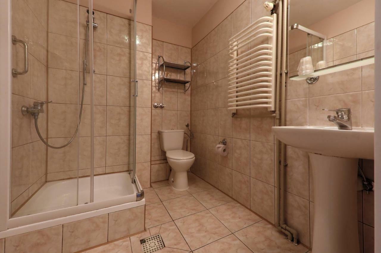 Hotel *** Nat ויסלאו מראה חיצוני תמונה